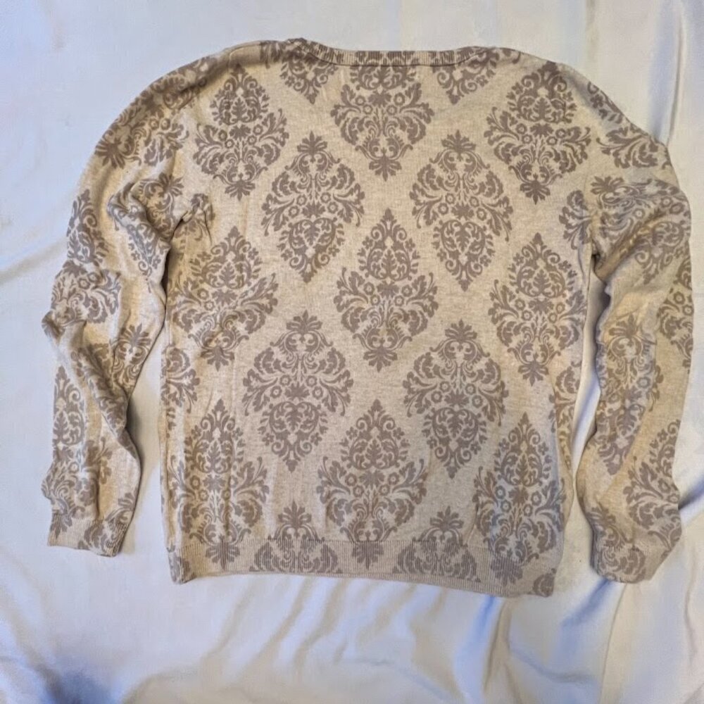 Womens Old Navy Sweater Size Medium - Picture 3 of 6